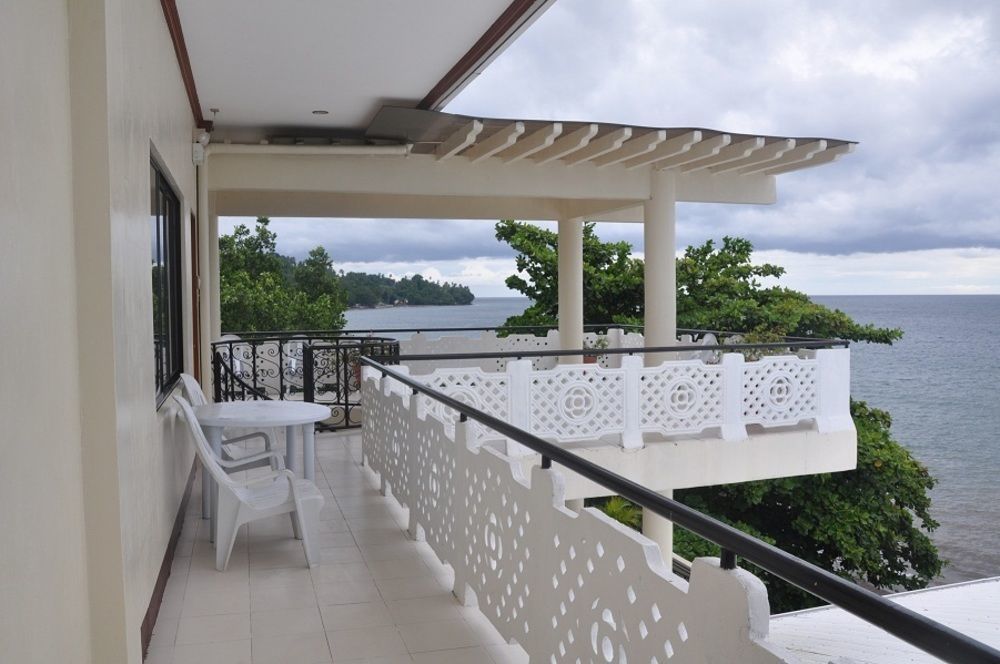 Paras Beach Resort Naasag Exterior photo