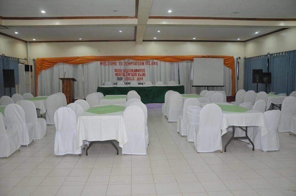 Paras Beach Resort Naasag Exterior photo